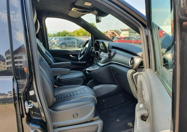 Mercedes-Benz Klasa V cena 797040 przebieg: 70591, rok produkcji 2021 z Mikołajki małe 596